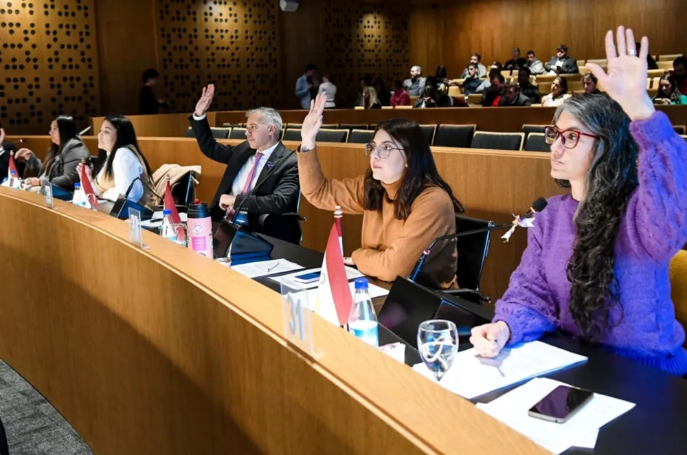 batch_FRB_9659-960x800_c