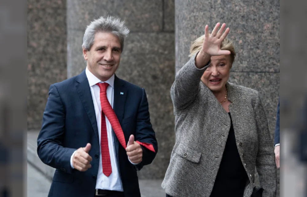 Georgieva y Luis Caputo